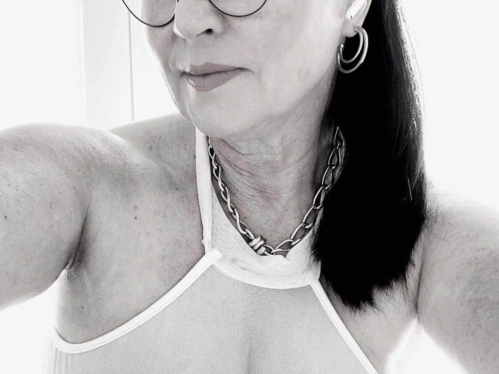 Profilbild von FetischLadyLara - 62 Jahre, Normal