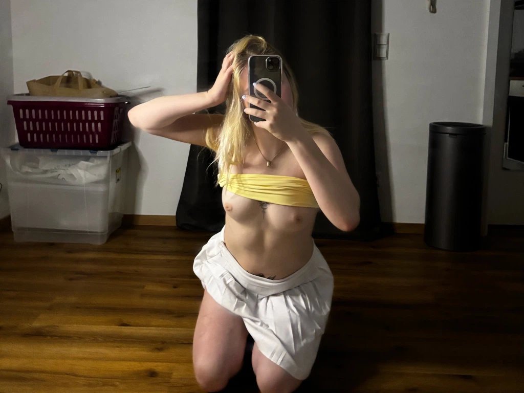 Profilbild von Violett - 18 Jahre, Normal